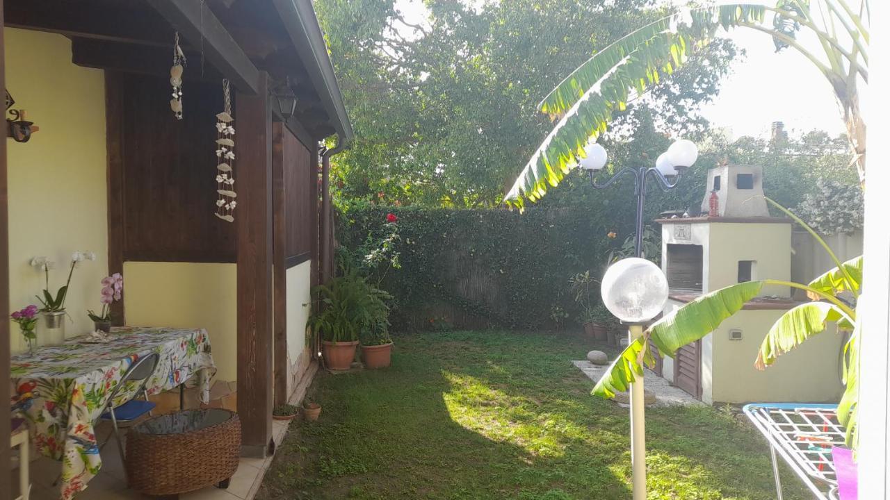 Brezza Di Mare Appartamento In Villa Con Giardino E Spiaggia ,Casa Vacanze Al Mare Quartu SantʼElena Eksteriør bilde